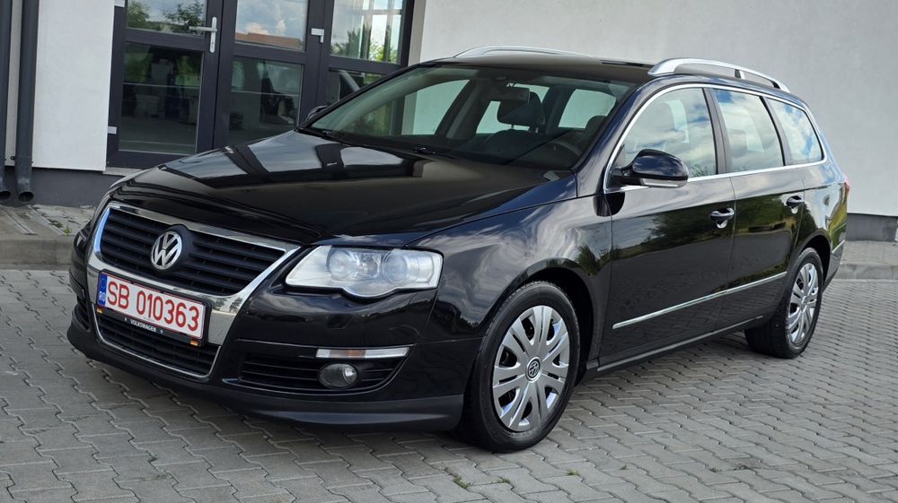 Volkswagen Passat 2007 – 2.0 TDI 170 CP, Cutie Manuală 6+1 Trepte, Interior Piele, Navigație Mare - Imagine 3