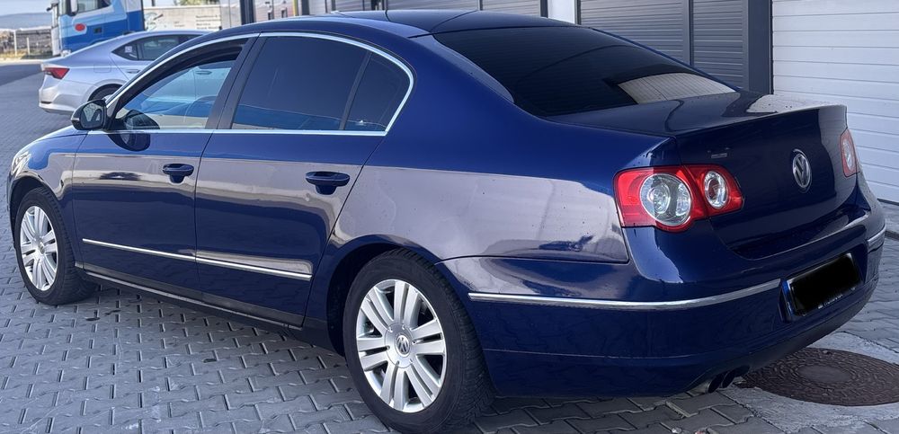 Volkswagen Passat B6 2.0 TDI 170 CP 6 Trepte 2007 Euro 4 – Piele/Alcantara, Încălzire Față/Banchetă - Imagine 4