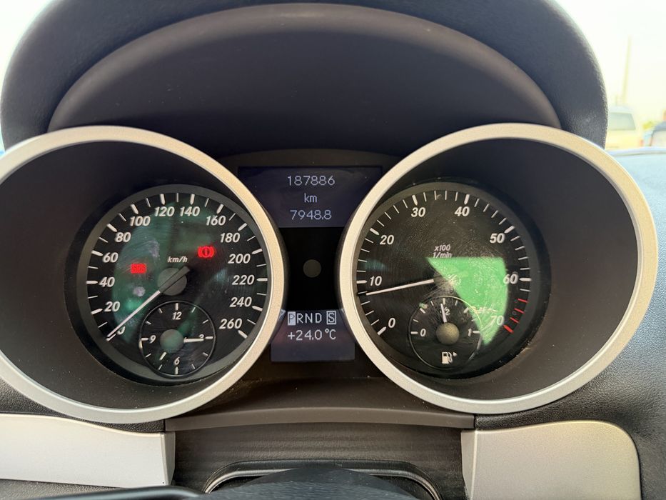 Mercedes-Benz SLK 200 Kompressor (R171) – An 2005, 163 CP, 188.000 km, Interior Piele Roșie, Airscarf, Senzori Parcare, Investiții recente (Vândut pentru "fun car" nou) - Imagine 6