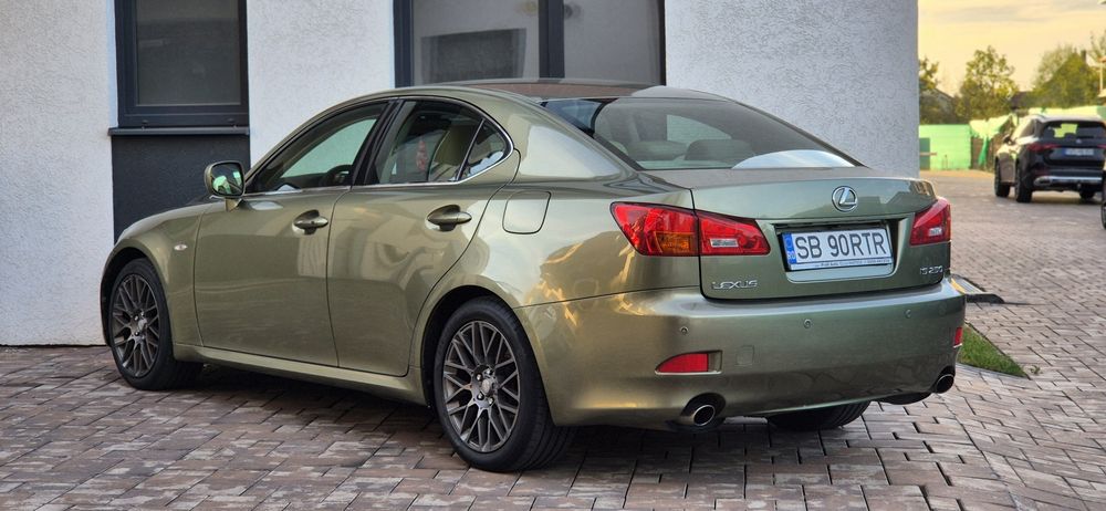 Lexus IS 250 (2008) – 2.5 Benzină V6, 208 CP, 93.000 km - Imagine 3