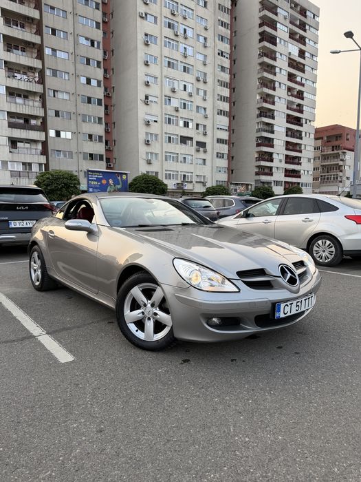 Mercedes-Benz SLK 200 Kompressor (R171) – An 2005, 163 CP, 188.000 km, Interior Piele Roșie, Airscarf, Senzori Parcare, Investiții recente (Vândut pentru "fun car" nou)