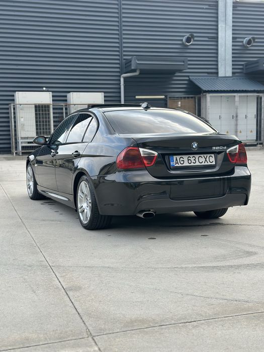 BMW E90 320d M Pachet 2008 – 177 CP, Navigație Mare, Trapă, Scaune Alcantara, Două Seturi de Jante - Imagine 3