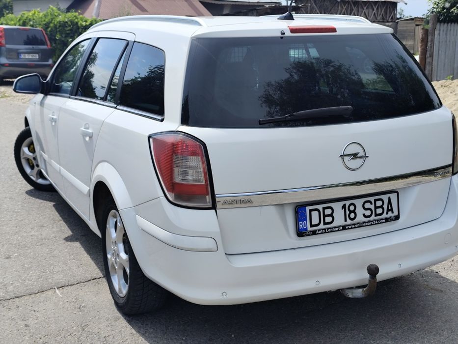 Opel Astra 2011 Diesel 1.7L Manuală - Imagine 7