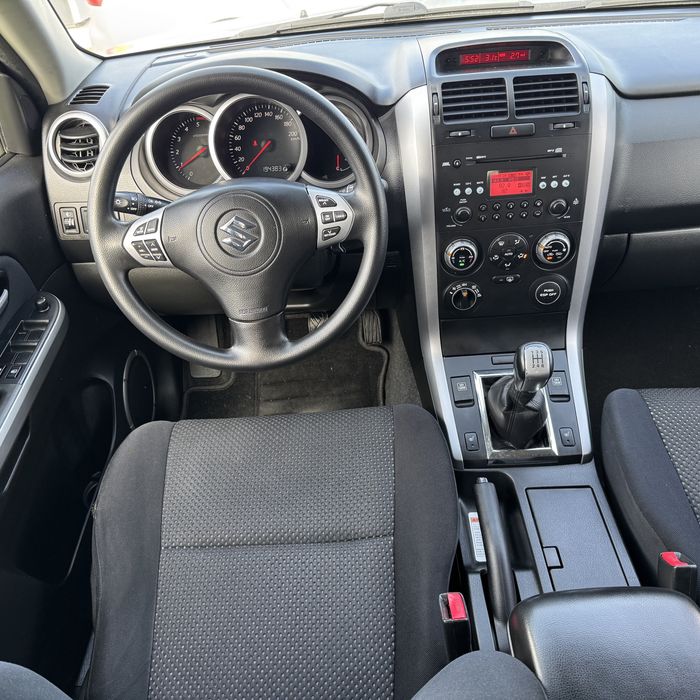 Suzuki Grand Vitara 1.9 DDiS 130 CP 4x4 – 2006-2011 Model, Climatronic, Scaune Încălzite - Imagine 6