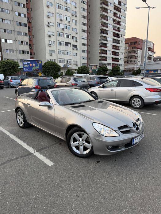 Mercedes-Benz SLK 200 Kompressor (R171) – An 2005, 163 CP, 188.000 km, Interior Piele Roșie, Airscarf, Senzori Parcare, Investiții recente (Vândut pentru "fun car" nou) - Imagine 5