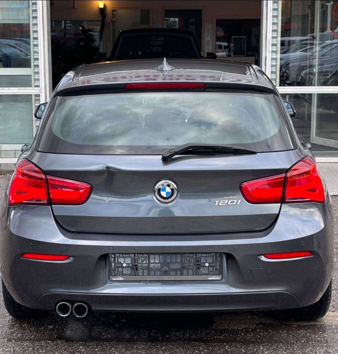 BMW 120i Advantage Automată – 184 CP – Tracțiune Spate – Full Piele / LED – TÜV Mai 2028 - Imagine 4