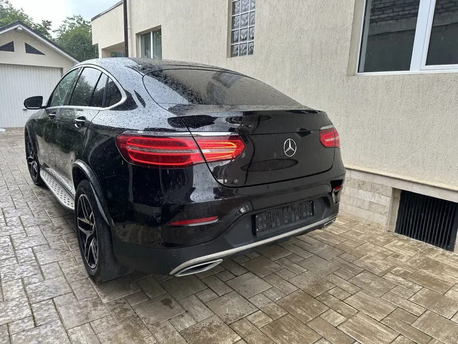 Mercedes GLC Coupe 220d Pachet AMG 2018 • Avariat • 191.000 km • Rate TBI - Imagine 5