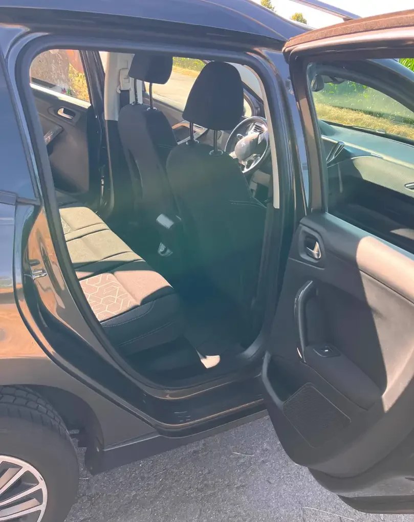 Peugeot 2008 PureTech 82 Active - Imagine 14