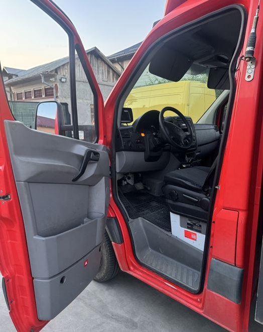 Mercedes-Benz Sprinter 519 CDI V6 190 CP | Cutie Automată | Prelată pe role + Lift | Detarat 3.5t (Cat. B) | Stare impecabilă - Imagine 8