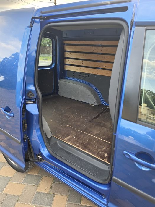 Volkswagen Caddy 1.6 TDI 105 CP Euro 5 2014 - Imagine 5