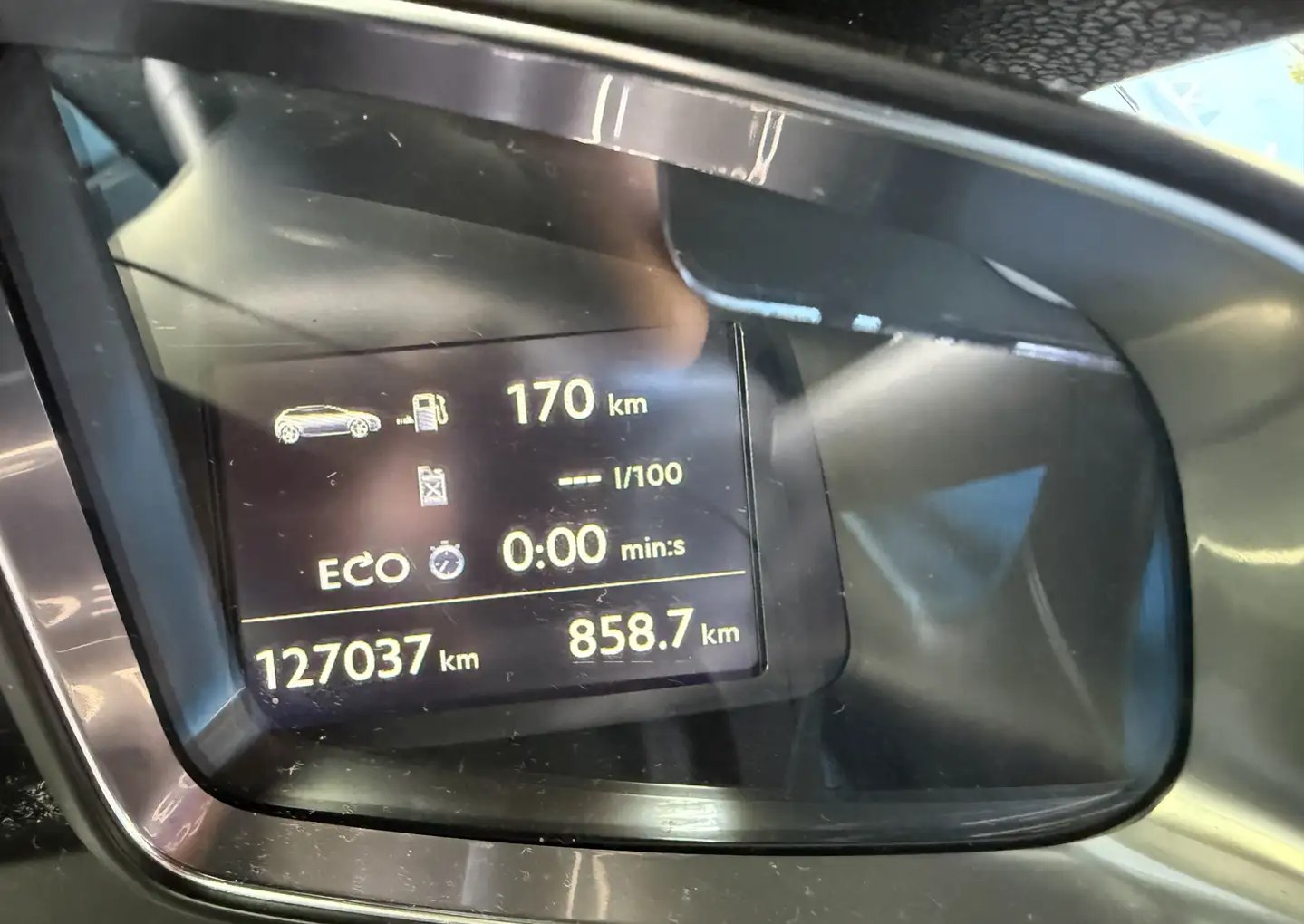 Citroën DS5 2.0 BlueHDi 180 CP Automată | Xenon | Istoric service complet + Distribuție schimbată | TÜV 07/2027 | 8 roți - Imagine 20