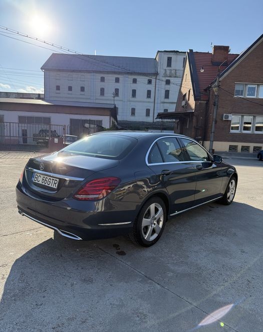 Mercedes-Benz C220d W205 170 CP | 2018 (Personal) | 185.000 km | Faruri ILS Matrix | Întreținere Impecabilă | Istoric Verificabil - Imagine 4