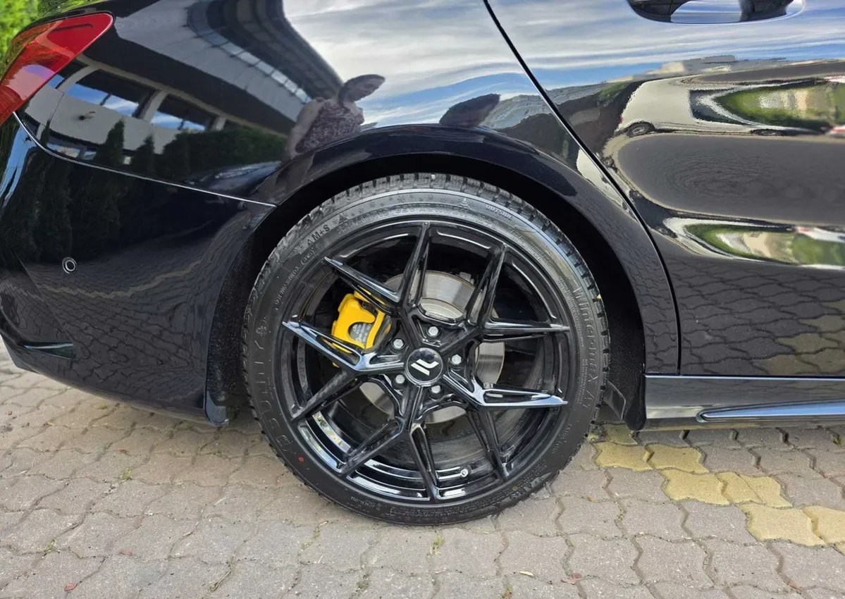 Mercedes-Benz CLA 200 AMG - Imagine 4