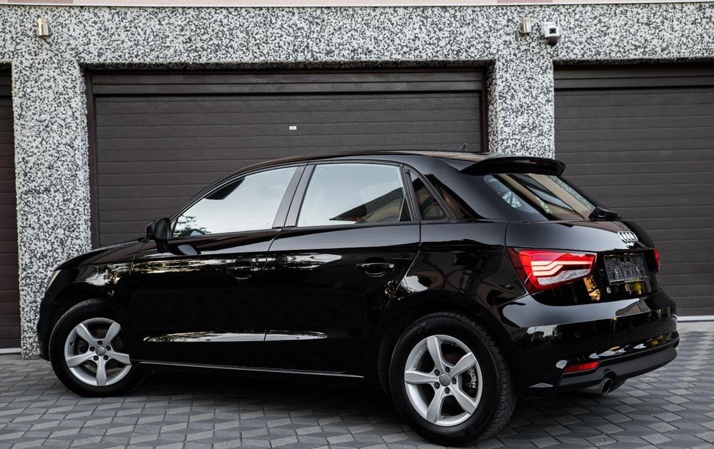 Audi A1 Sportback 1.0 TFSI Euro 6 | 2015 | Faruri Bi-Xenon | Încălzire în Scaune | Navigație - Imagine 3