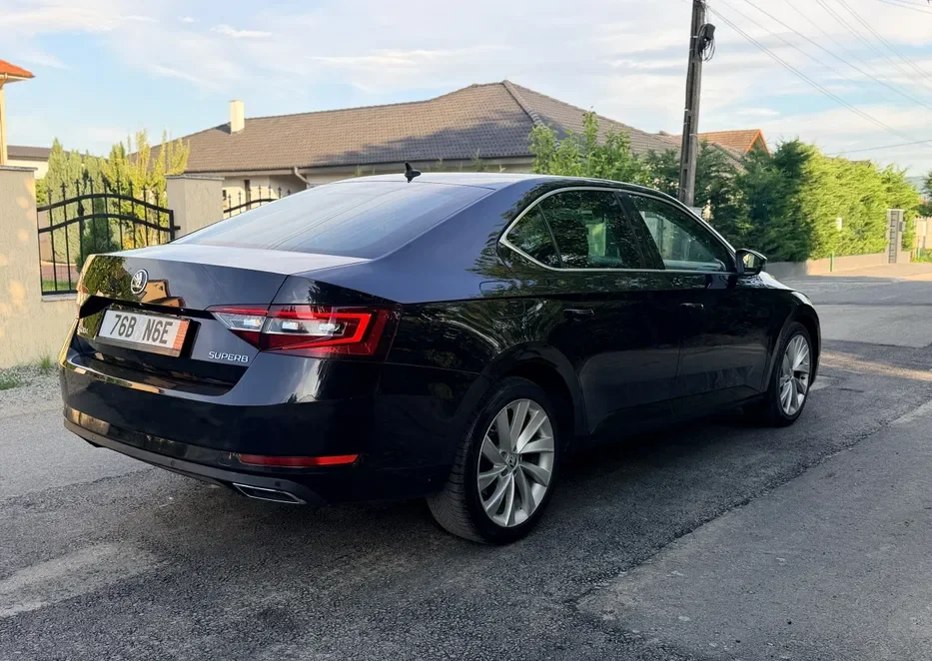 Škoda Superb 2.0 TDI - Imagine 5