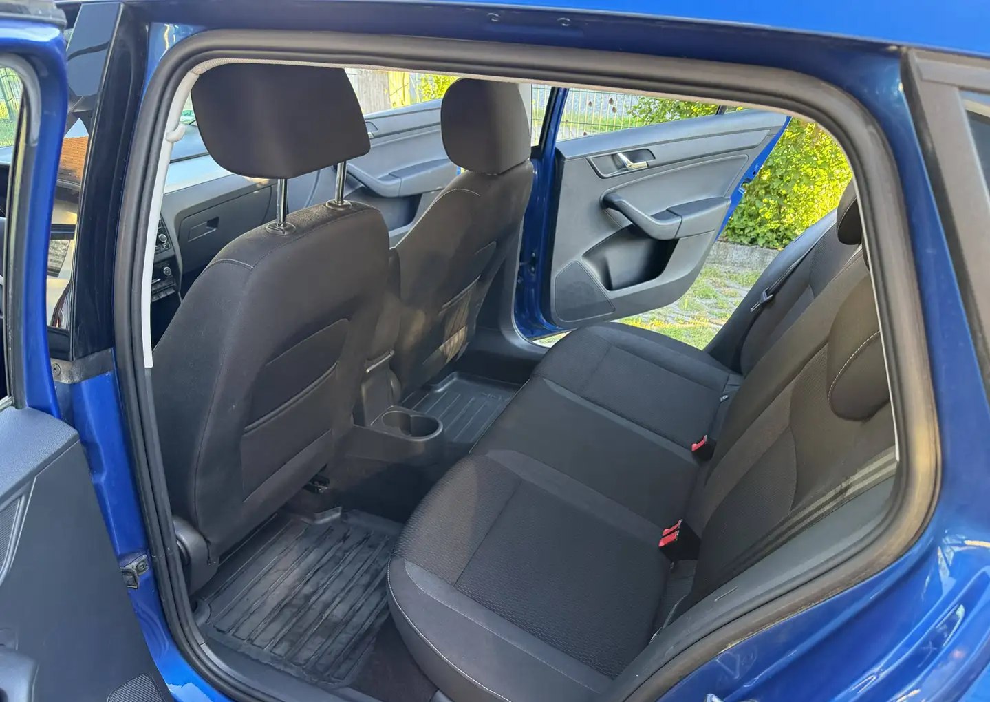 Skoda Rapid Spaceback 1.4 TDI 90 CP | Navi | 112.037 km | 1. Proprietar | TÜV 10/2027 | Stare impecabilă - Imagine 17