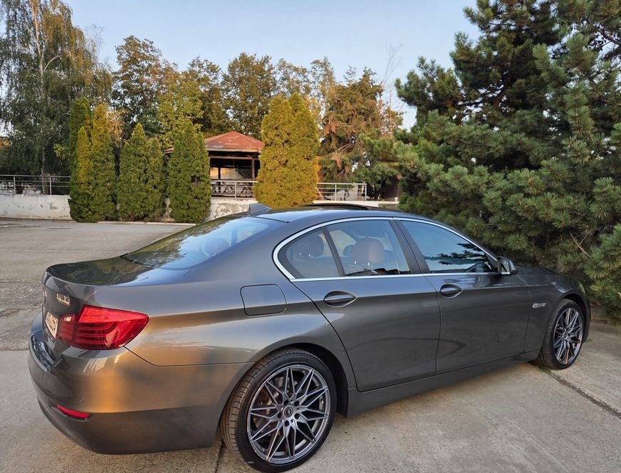 BMW 520d EfficientDynamics | 2014 | 2.0d 163 CP | Euro 6 | Cutie Manuală | Vopsea Originală & Fără Daune | Jante 19" Vară + Set Iarnă - Imagine 6