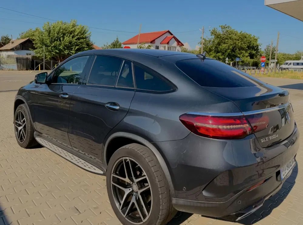 Mercedes-Benz GLE 350d Coupe AMG 4Matic - Imagine 8