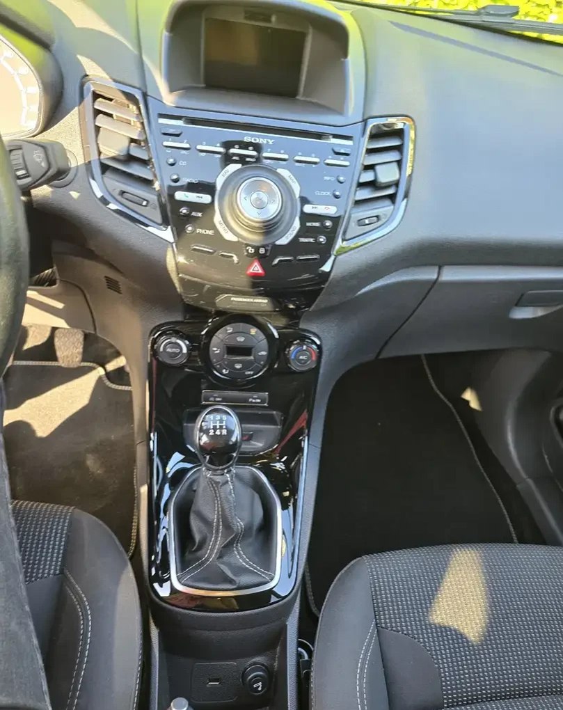 Ford Fiesta 1.0 EcoBoost Start-Stop Titanium - Imagine 6