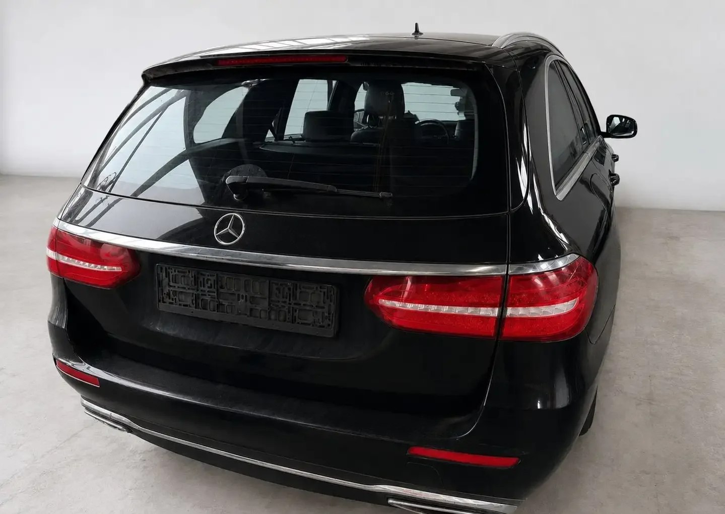 Mercedes-Benz E 200 d T Avantgarde 9G - Imagine 5