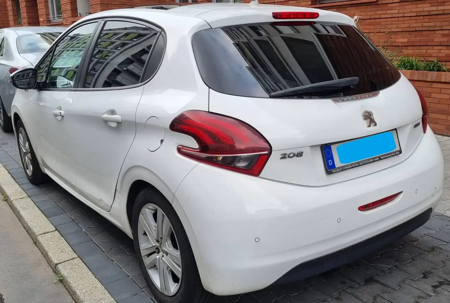 Peugeot 208 PureTech 82 Active - Imagine 3