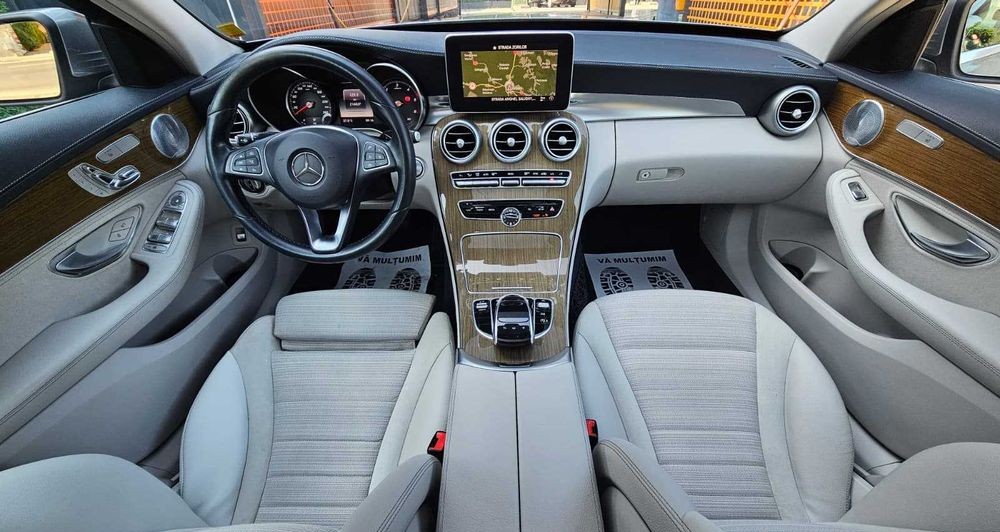 Mercedes-Benz C220d BlueTEC | 2014 | 2.2d 170 CP | Cutie Automată 7G-Tronic | Distronic | Head-Up Display | Trapă | Burmester - Imagine 6