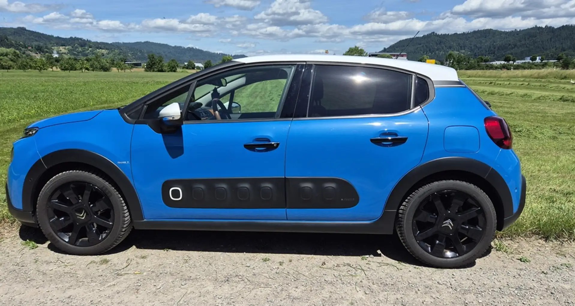 Citroën C3 PureTech 110 S&S | Navi | Teilleder | Încălzire scaune - Imagine 3