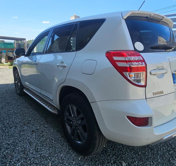 Toyota RAV4 2.2 Diesel 4x4 - Imagine 5