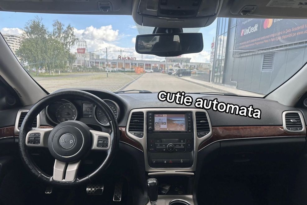 Jeep Grand Cherokee 3.0D V6 Euro 5 | 240 CP | 4x4 Permanent | Bi-xenon Adaptiv | Piele & Scaune Încălzite Față/Spate | Volan Încălzit | Jante 18" (Accept Variante) - Imagine 3