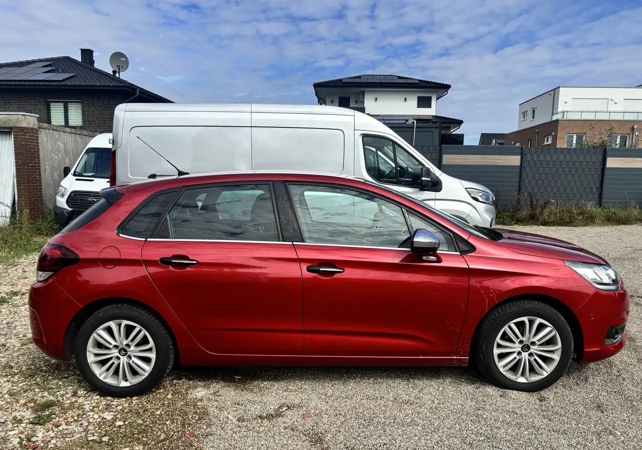 Citroen C4 1.6 BlueHDi Selection | 99 CP | 2016 | Cârlig remorcă, Keyless, Scaune încălzite | Unic proprietar - Imagine 3