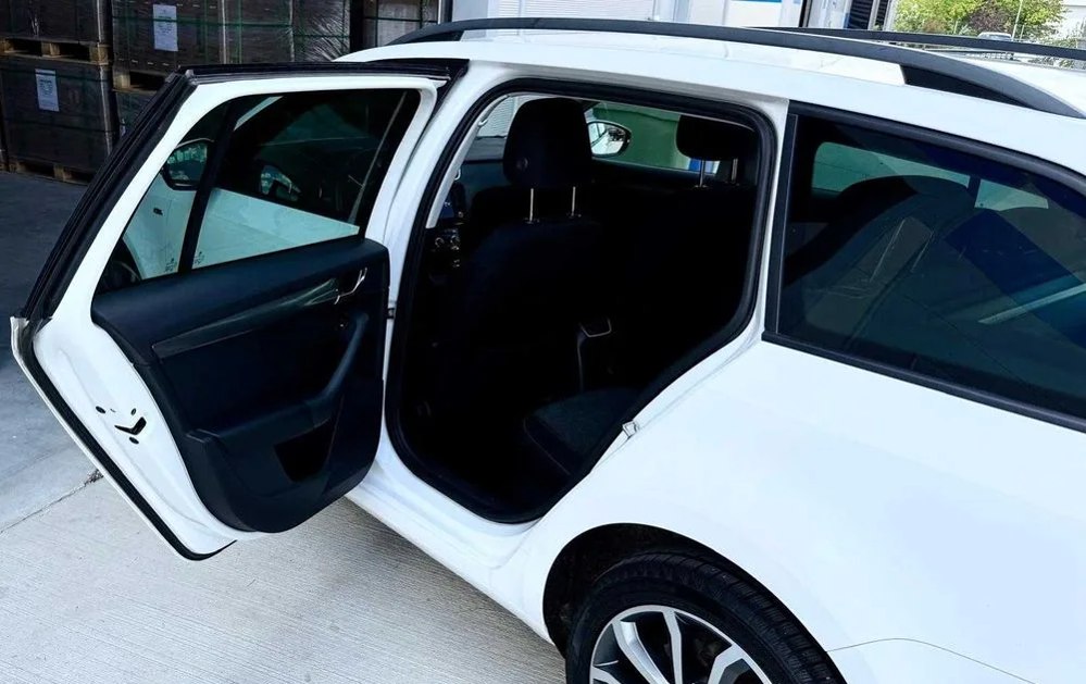 Škoda Octavia 1.6 TDI DSG 2019 - Imagine 7