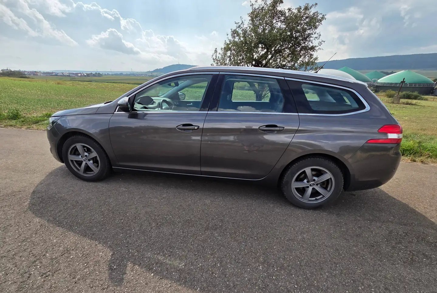 Peugeot 308 SW 1.6 BlueHDi 120 CP | Navi | Cameră + Park Assist | Cârlig remorcă | 80.000 km - Imagine 9