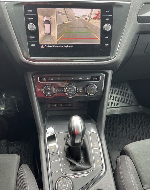Volkswagen Tiguan 2020 | 2.0 BiTDI 240 CP | 4Motion | DSG | 180.000 km | Panoramic | Cameră 360 | Masaj | Posibilitate Rate pentru Firme - Imagine 6