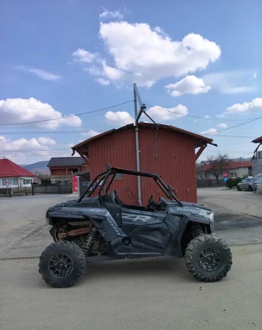 Polaris RZR 1000 XP UTV - Imagine 3