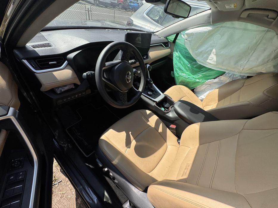 Toyota RAV4 2.5 Hybrid Exclusive 4x4 2025 — avariat - Imagine 6