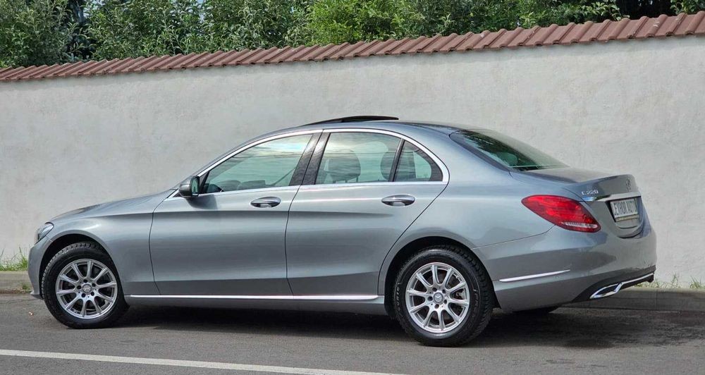 Mercedes-Benz C220d BlueTEC | 2014 | 2.2d 170 CP | Cutie Automată 7G-Tronic | Distronic | Head-Up Display | Trapă | Burmester - Imagine 5
