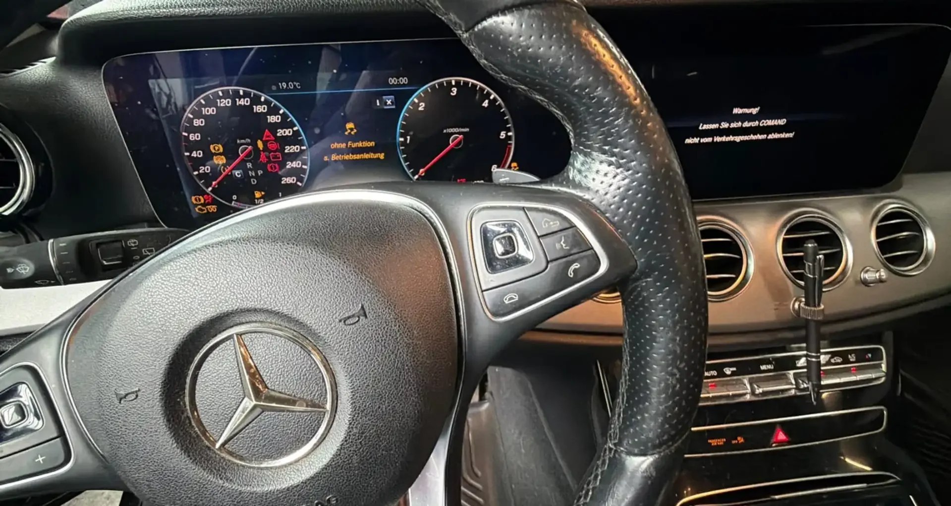 Mercedes-Benz E 200 d T Avantgarde 9G - Imagine 3