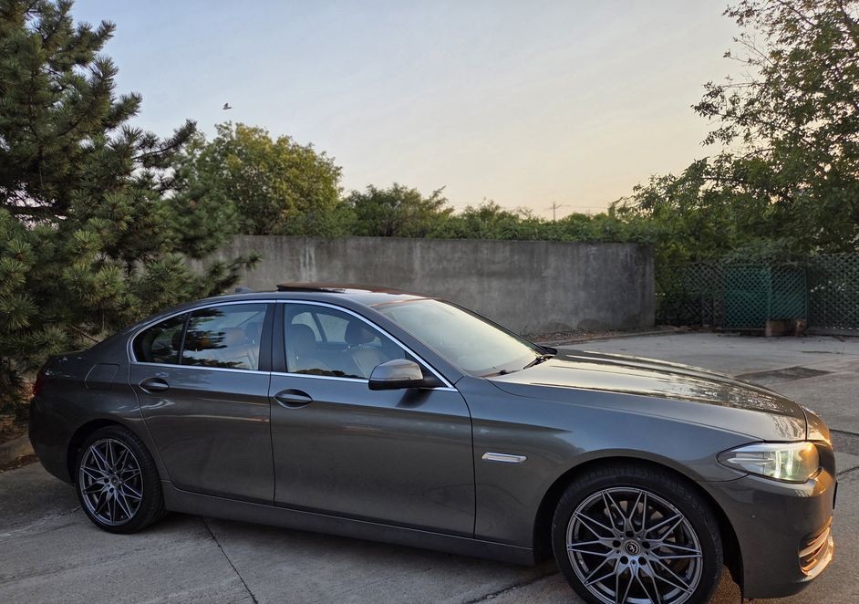 BMW 520d EfficientDynamics | 2014 | 2.0d 163 CP | Euro 6 | Cutie Manuală | Vopsea Originală & Fără Daune | Jante 19" Vară + Set Iarnă - Imagine 4