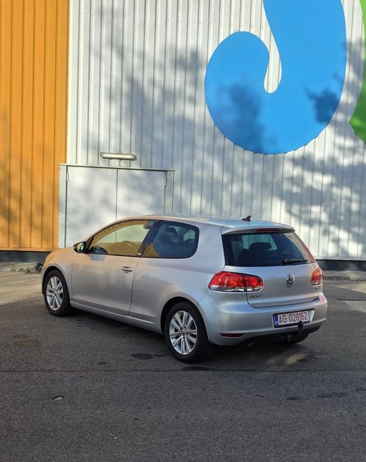 Volkswagen Golf 6 Coupe | 10/2011 | Import Germania | Numere Roșii Valabile | Navigație & Încălzire în Scaune | Stare Impecabilă - Imagine 2