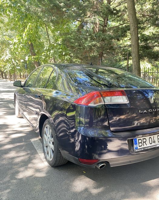 Renault Laguna 3 2008 | 2.0 dCi (131 CP) | Trapă & Panoramic | Keyless Entry/Go | Piele | Primul Proprietar - Imagine 5