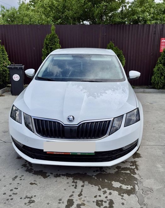 Skoda Octavia 2017 (2016) | 9.500 € | 220.000 km | Revizie Recentă | Folie Față/Spate | Stare Impecabilă - Imagine 8