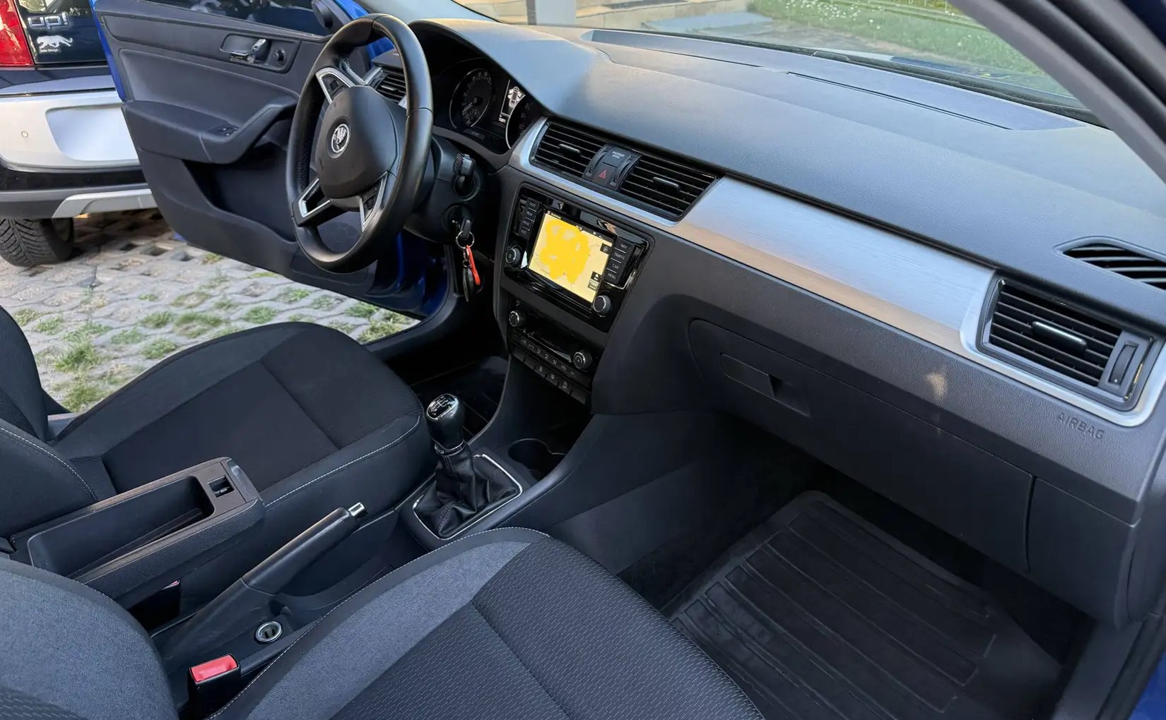 Skoda Rapid Spaceback 1.4 TDI 90 CP | Navi | 112.037 km | 1. Proprietar | TÜV 10/2027 | Stare impecabilă - Imagine 14