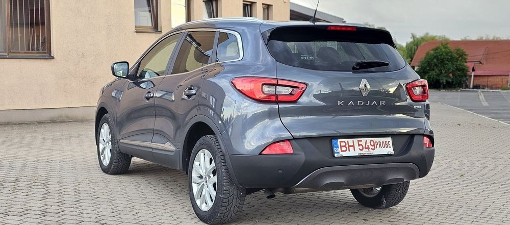 Renault Kadjar BOSE Edition 4x4 | 1.6 dCi 131 CP | Distribuție Lanț | 224.000 km Reali | Faruri LED Pure Vision | Keyless Entry & Go - Imagine 4