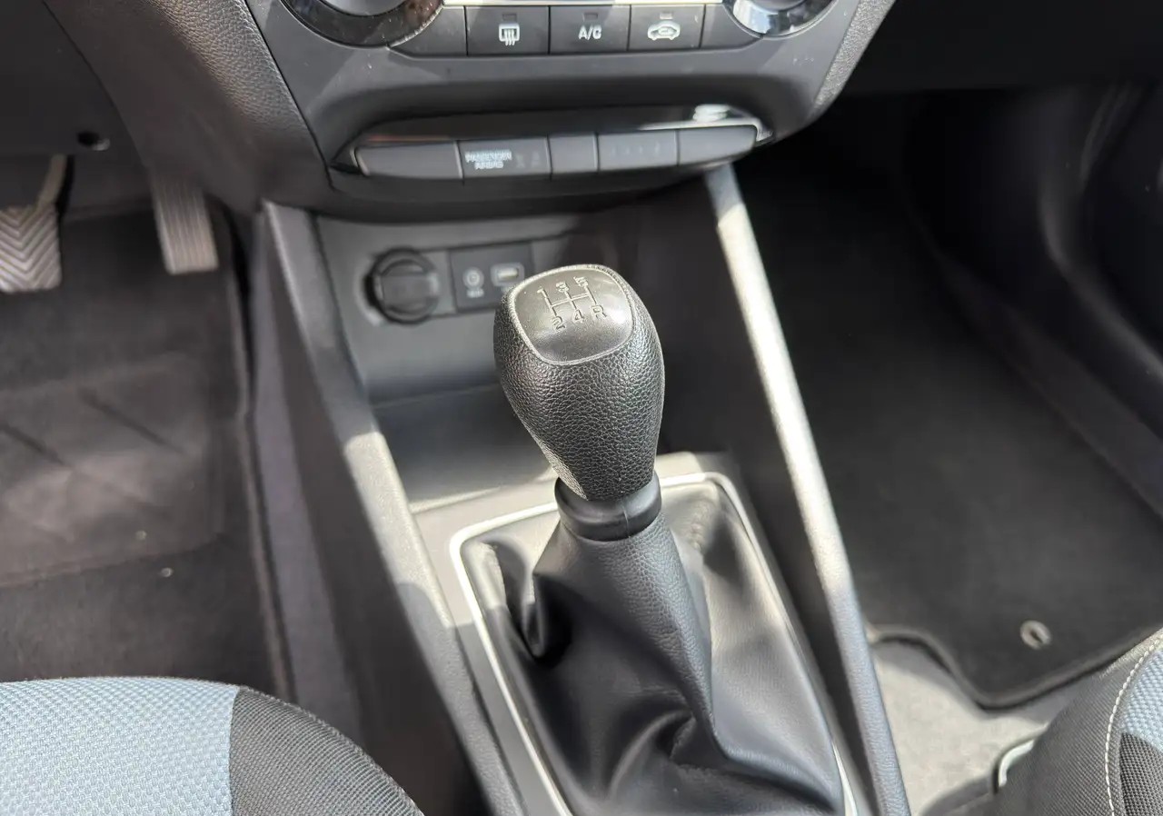 Hyundai i20 Active 1.2 Benzină | 84 CP | 2018 | Motor înlocuit cu dovadă | Fără accidente - Imagine 15