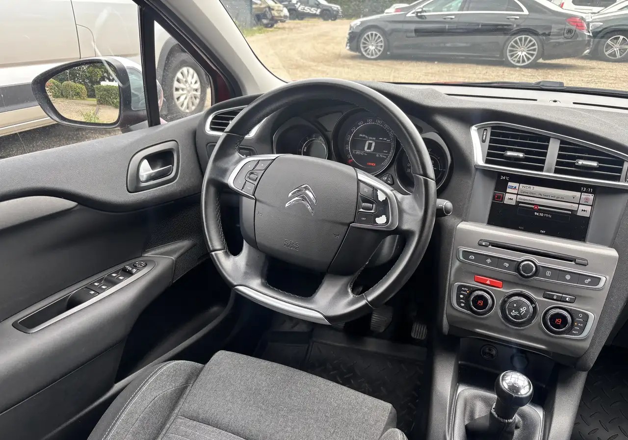 Citroen C4 1.6 BlueHDi Selection | 99 CP | 2016 | Cârlig remorcă, Keyless, Scaune încălzite | Unic proprietar - Imagine 11