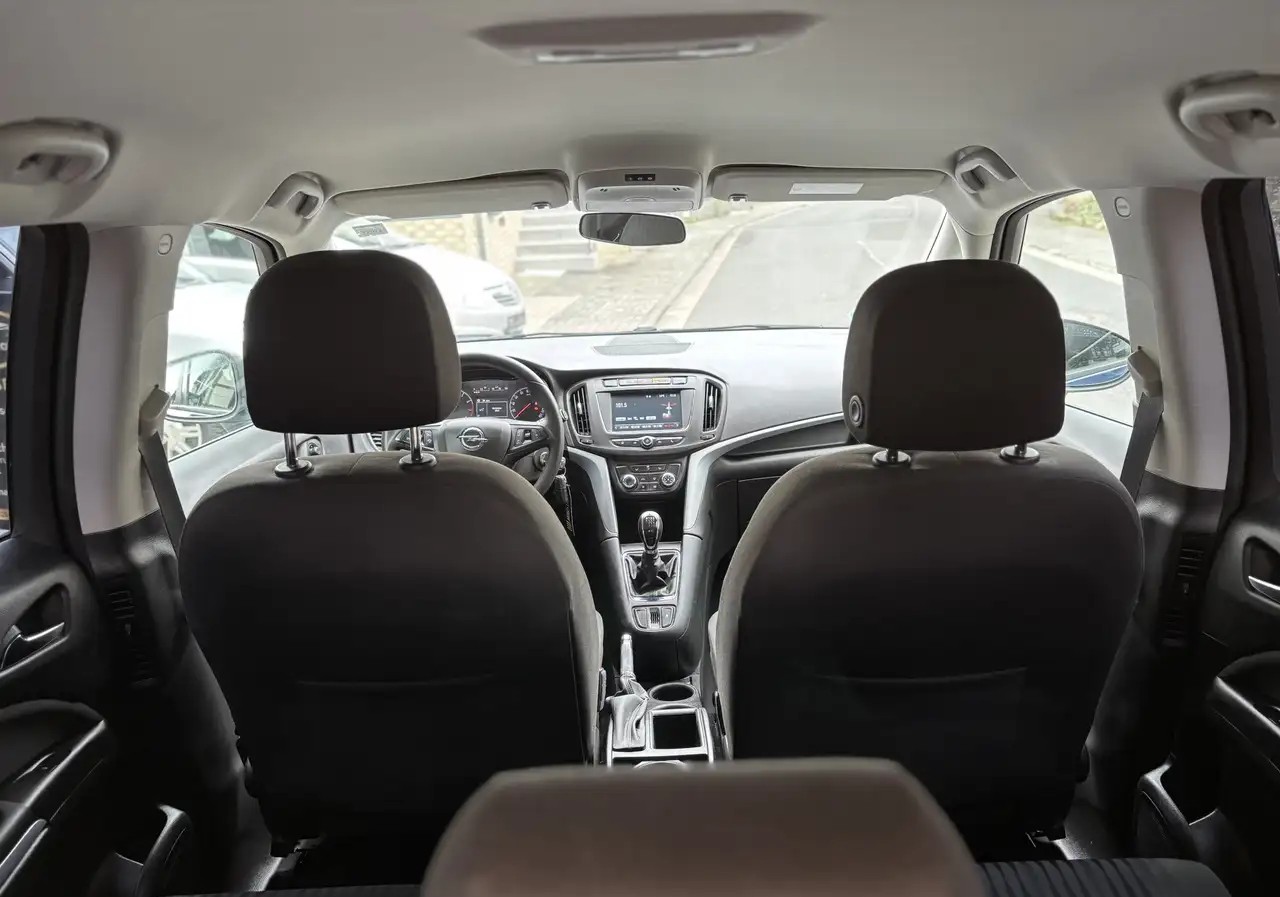 Opel Zafira Tourer 1.4 Turbo Edition | 140 CP | 2018 (sau în conformitate) | 5 Locuri | Revizie recentă - Imagine 14
