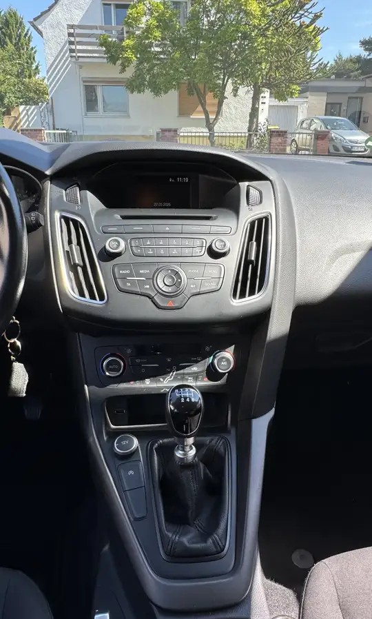 Ford Focus 1.0 EcoBoost Business | 125 CP | 2018 | 98.370 km | 8 roți | Fără accidente - Imagine 13