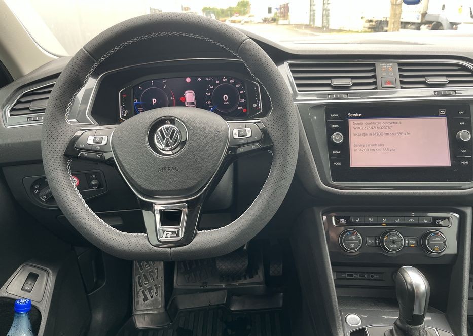 Volkswagen Tiguan 2020 | 2.0 BiTDI 240 CP | 4Motion | DSG | 180.000 km | Panoramic | Cameră 360 | Masaj | Posibilitate Rate pentru Firme - Imagine 5