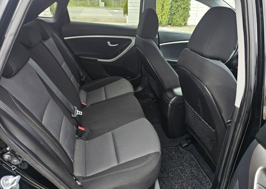 Hyundai i30 Hatchback 1.6 CRDi | Cutie Automată (Convertizor) | 2013 | 171.000 km | Numere Roșii - Imagine 8