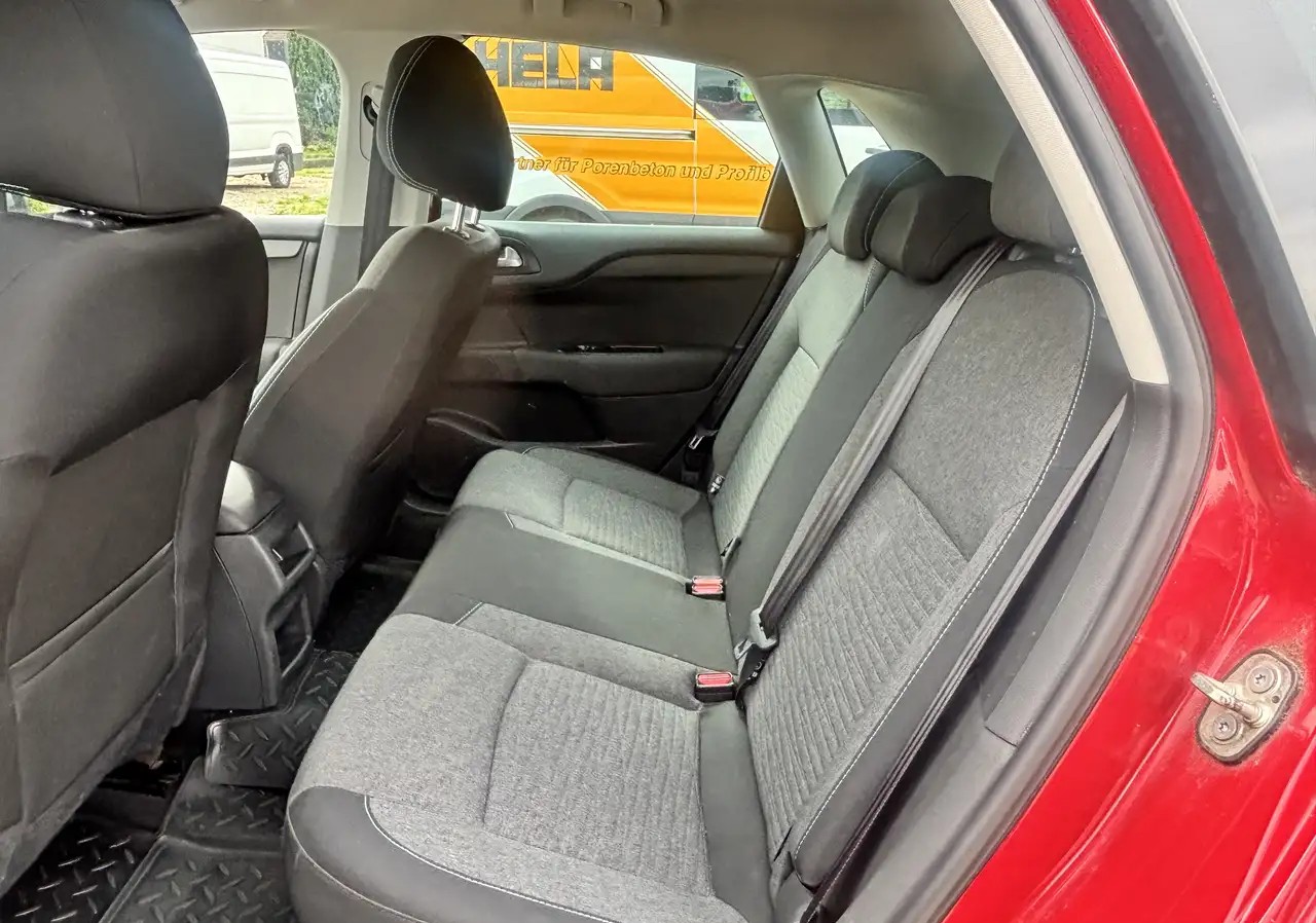 Citroen C4 1.6 BlueHDi Selection | 99 CP | 2016 | Cârlig remorcă, Keyless, Scaune încălzite | Unic proprietar - Imagine 10